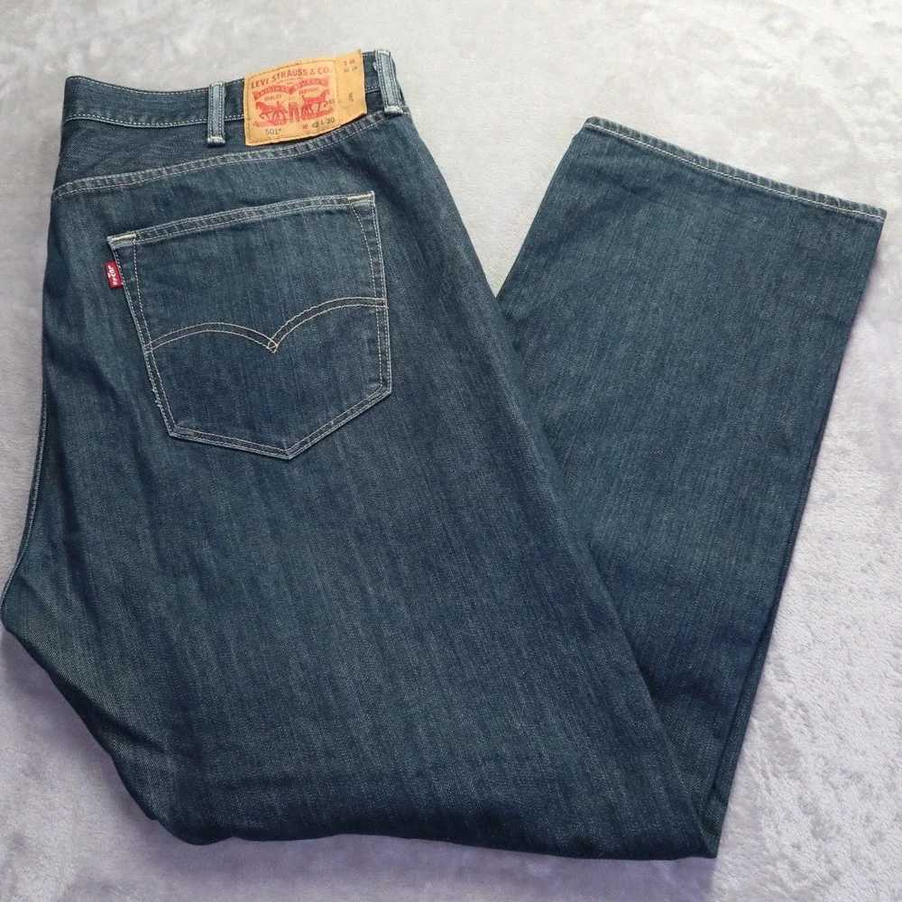 Levis 501 Original Fit Jeans Mens 42x30 Dark Wash Blue Button‎ Fly Denim Pants